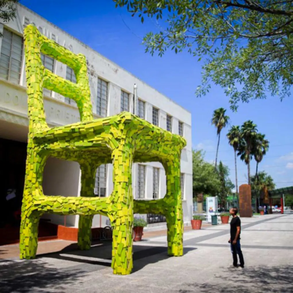 GIANT NEST CHAIR IN MONTERREY, MEXICO1 (1)