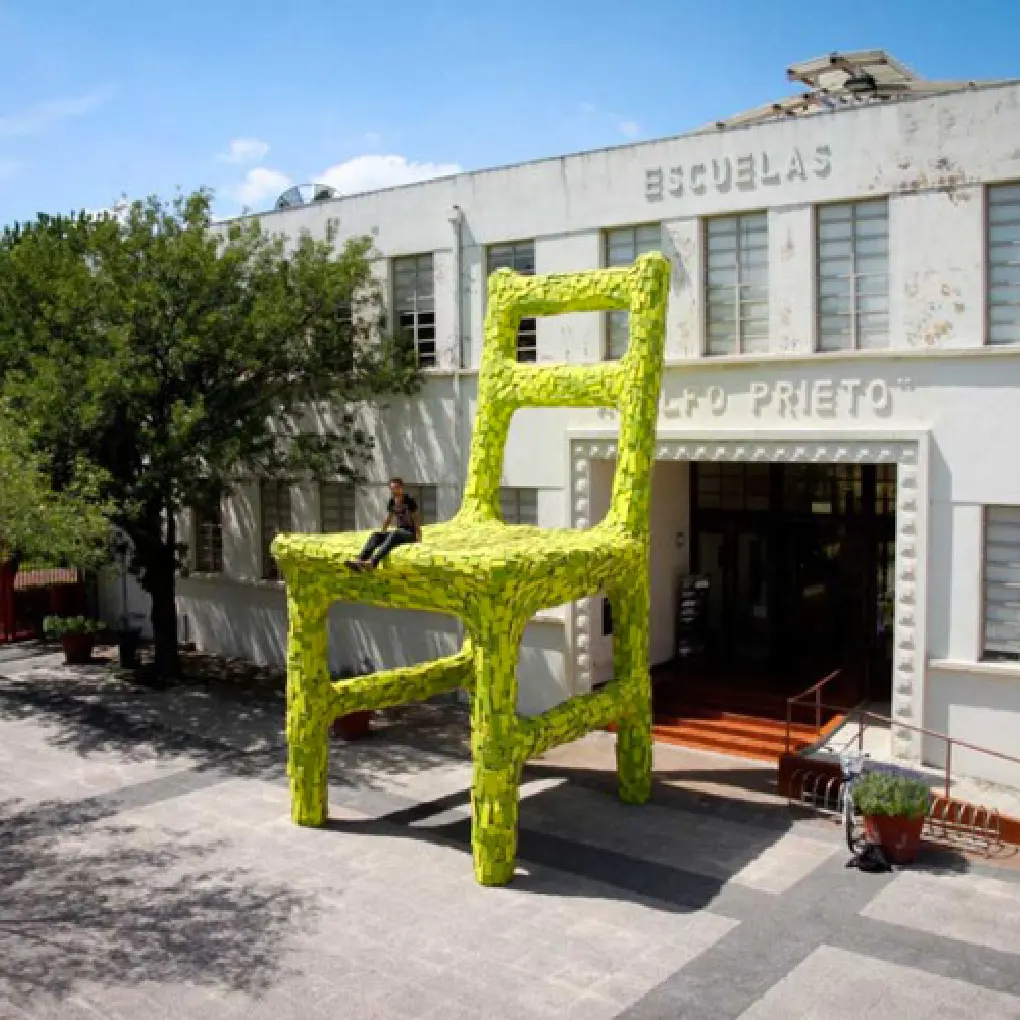 GIANT NEST CHAIR IN MONTERREY, MEXICO1 (1)